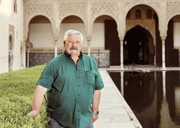 A Abbaye de Quincy: Um Oásis de História e Serenidade em um Mundo Agitado!