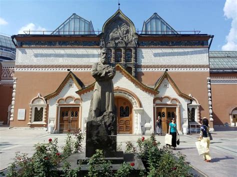 A Galeria Tretyakov: Uma Jornada Fascinante Através da Arte Russa e um Tesouro Cultural Inigualável!