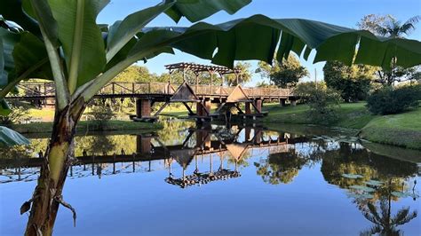 Jardim Botânico de Chuzhou: Um Oásis Floral com História Milenar!